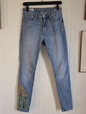 H&M Light Blue Straight-Leg Jeans with Floral Embroidery